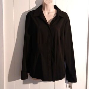 Croft & Barrow Black stretchy tailored button down shirt NWT
